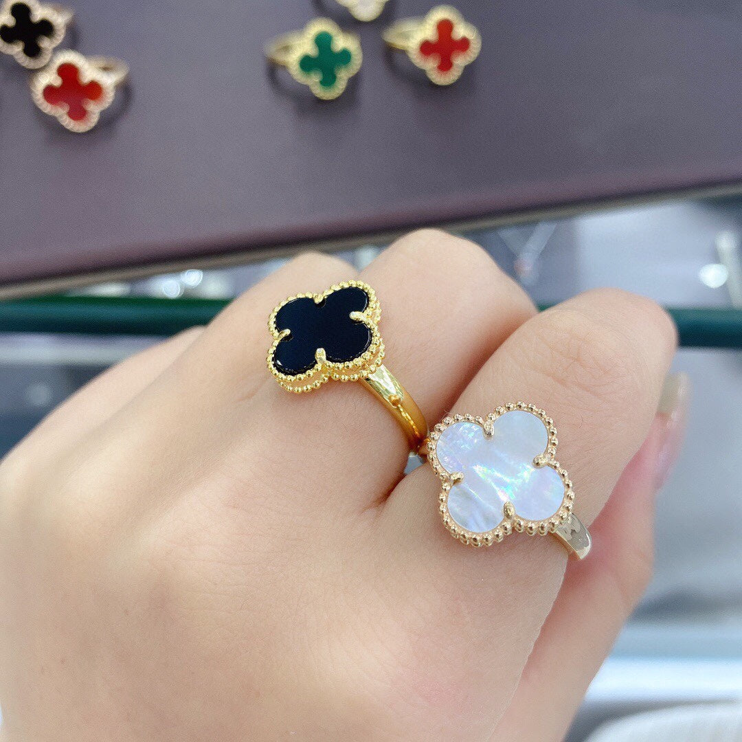Van Cleef & Arpels Alhambra Clover Ring