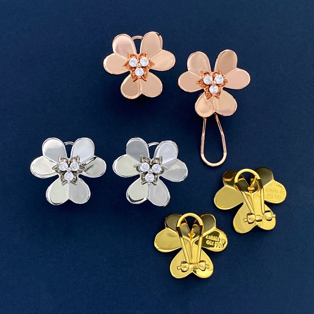 Van Cleef & Arpels Frivole Large Flower Earrings