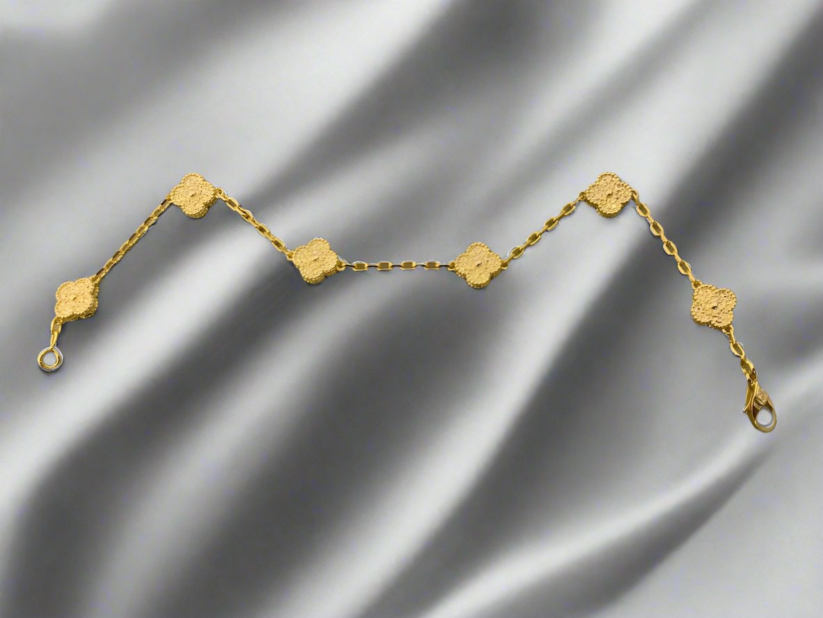 Van Cleef & Arpels Sweet Alhambra Six Motifs Bracelet