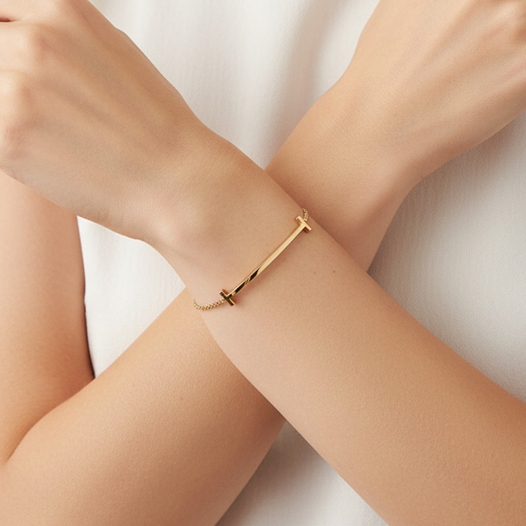 Tiffany Smile Curved Bracelet