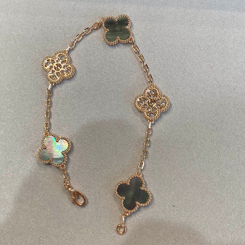 Van Cleef & Arpels Vintage Alhambra Five Motifs Pearl Bracelet